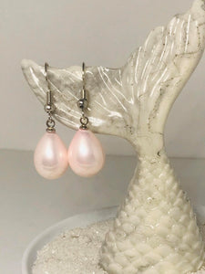 Pearl Dangle Necklace/Earring Set